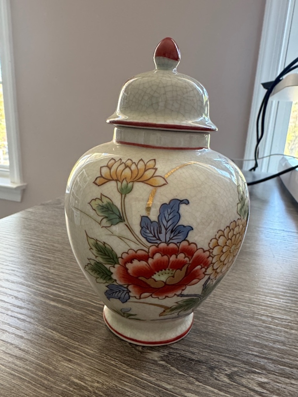 Vintage 10’ floral ginger jar with lid